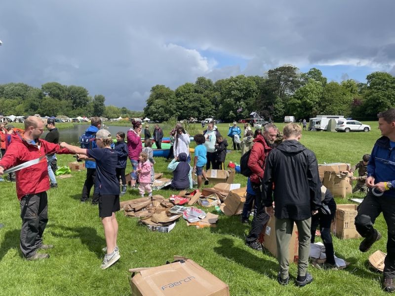 Bushcraft Show Adventure Zone Cardboard box Boat race
