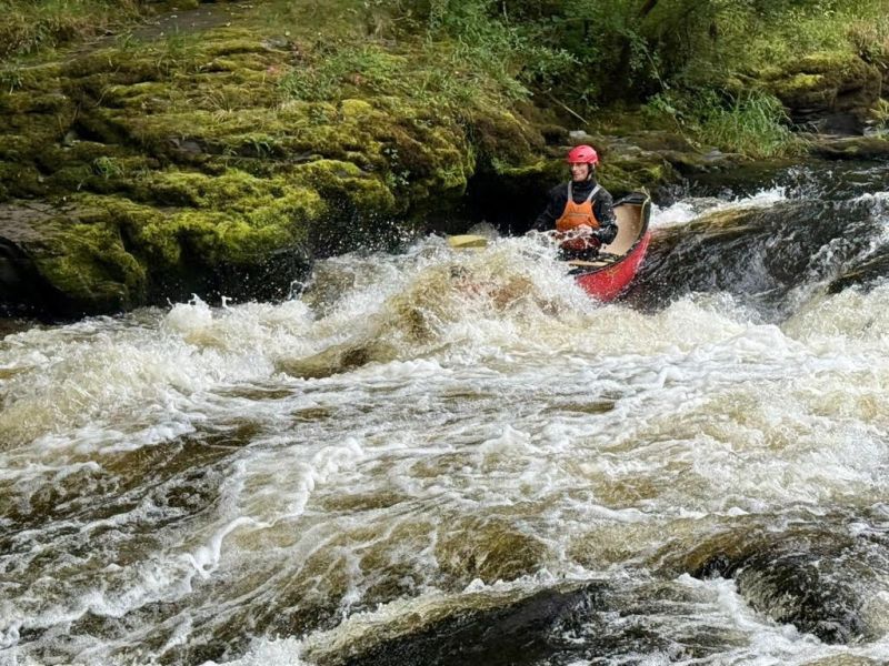 Running Serpents Tail on the Dee Loop in canoe - Canoe Trail 2 day white water improver course
